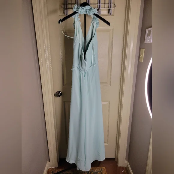 Elegant Halter Neck Light Blue Dress - Picture 2 of 9